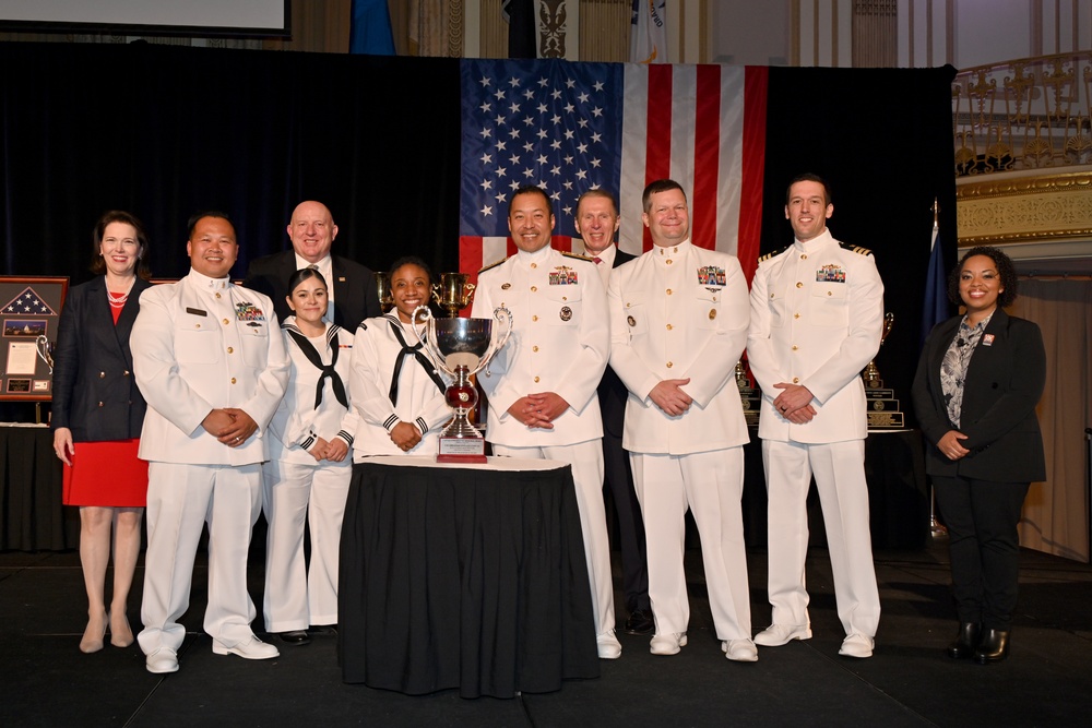 Navy chefs shine in Chicago