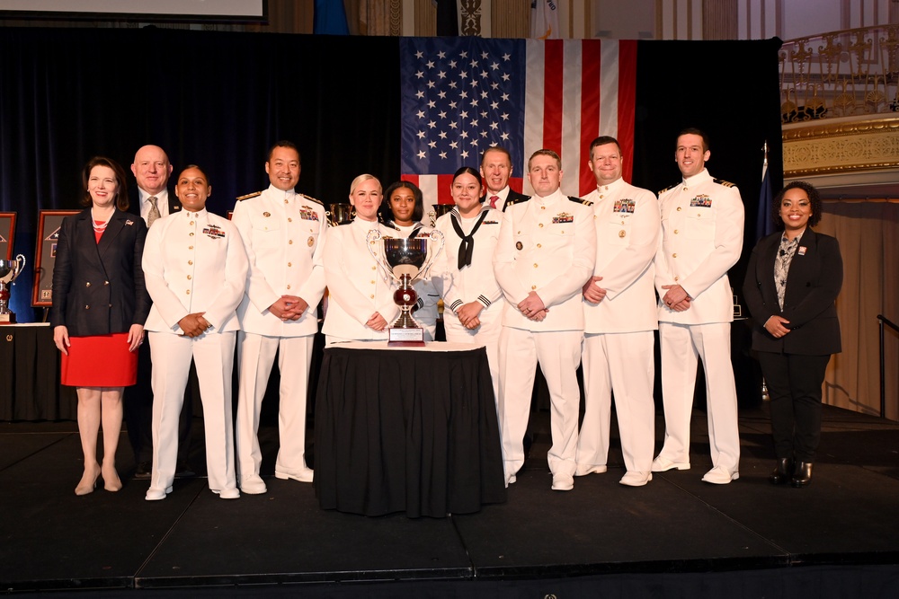 Navy chefs shine in Chicago