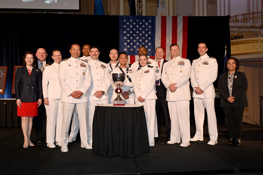 Navy chefs shine in Chicago