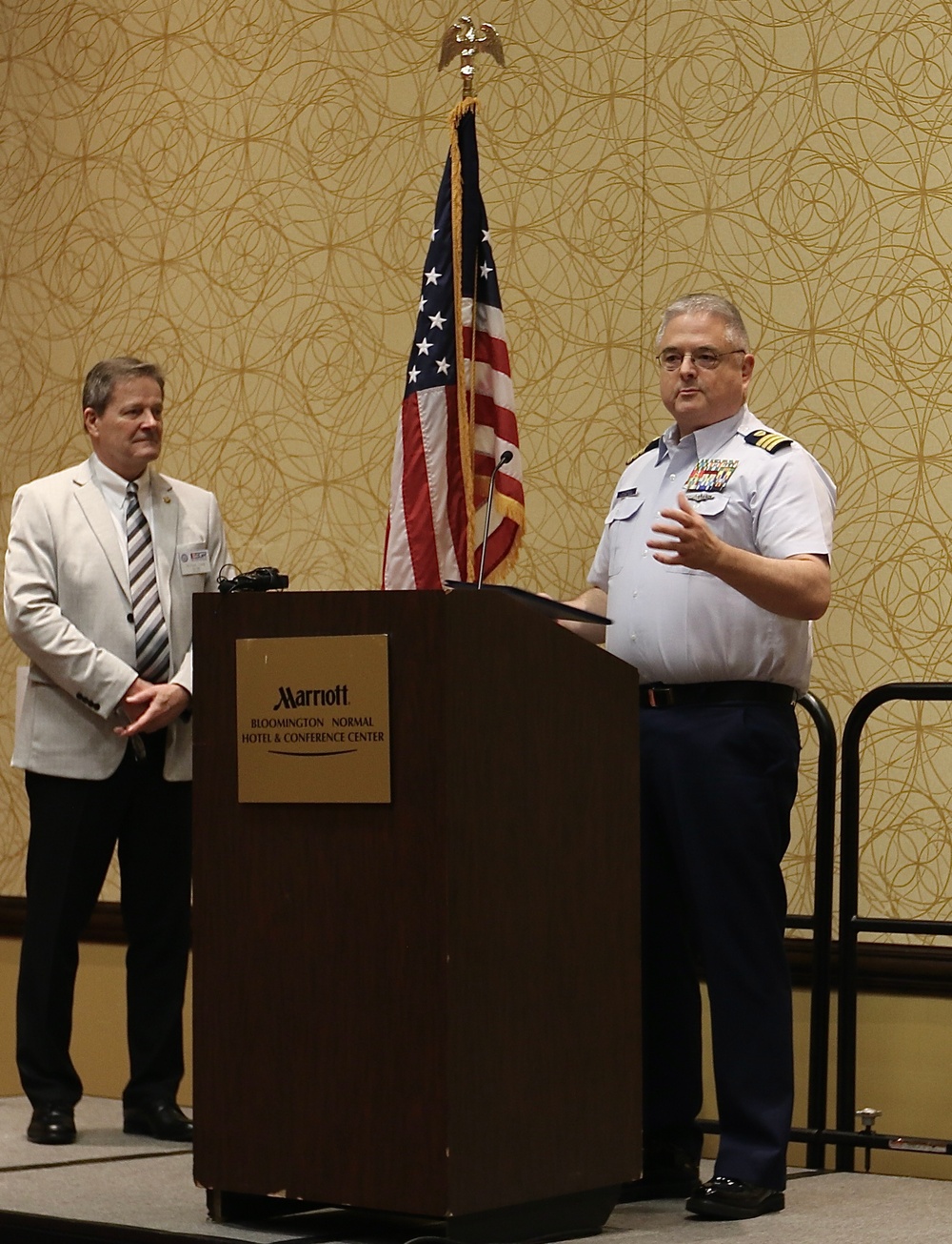 Illinois ESGR Awards Banquet Honors Employers Who Support Their National Guard and Reserve Employees