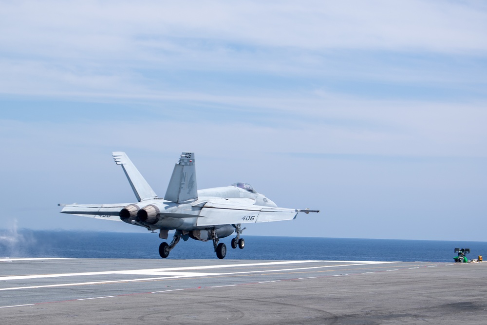 USS Ronald Reagan (CVN 76) conducts flight operations