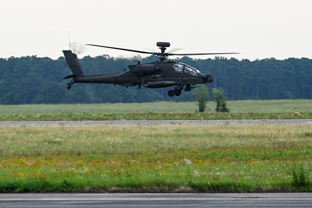 South Carolina Army National Guard AH-64 Apaches launch for Palmetto Fury