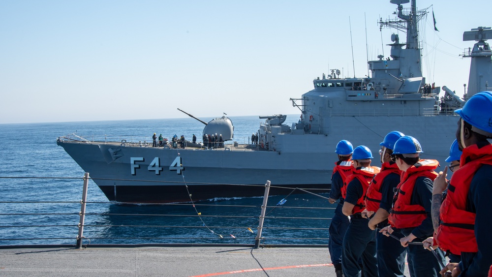 Porter conducts Bilateral Exercise