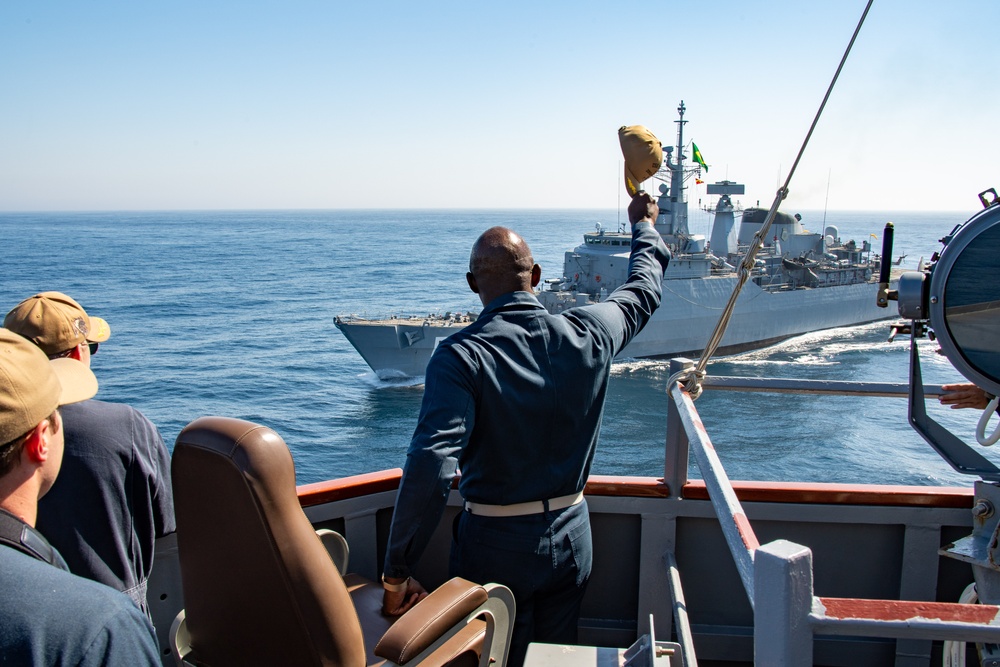 Porter conducts Bilateral Exercise