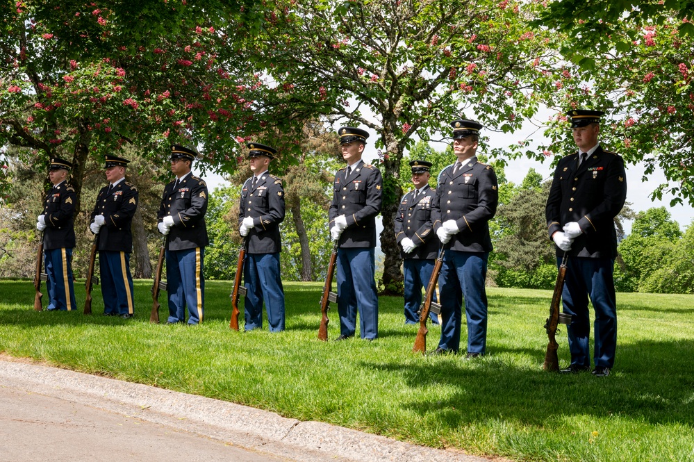 Memorial Service for Maj. (ret.) Charles L. Deibert