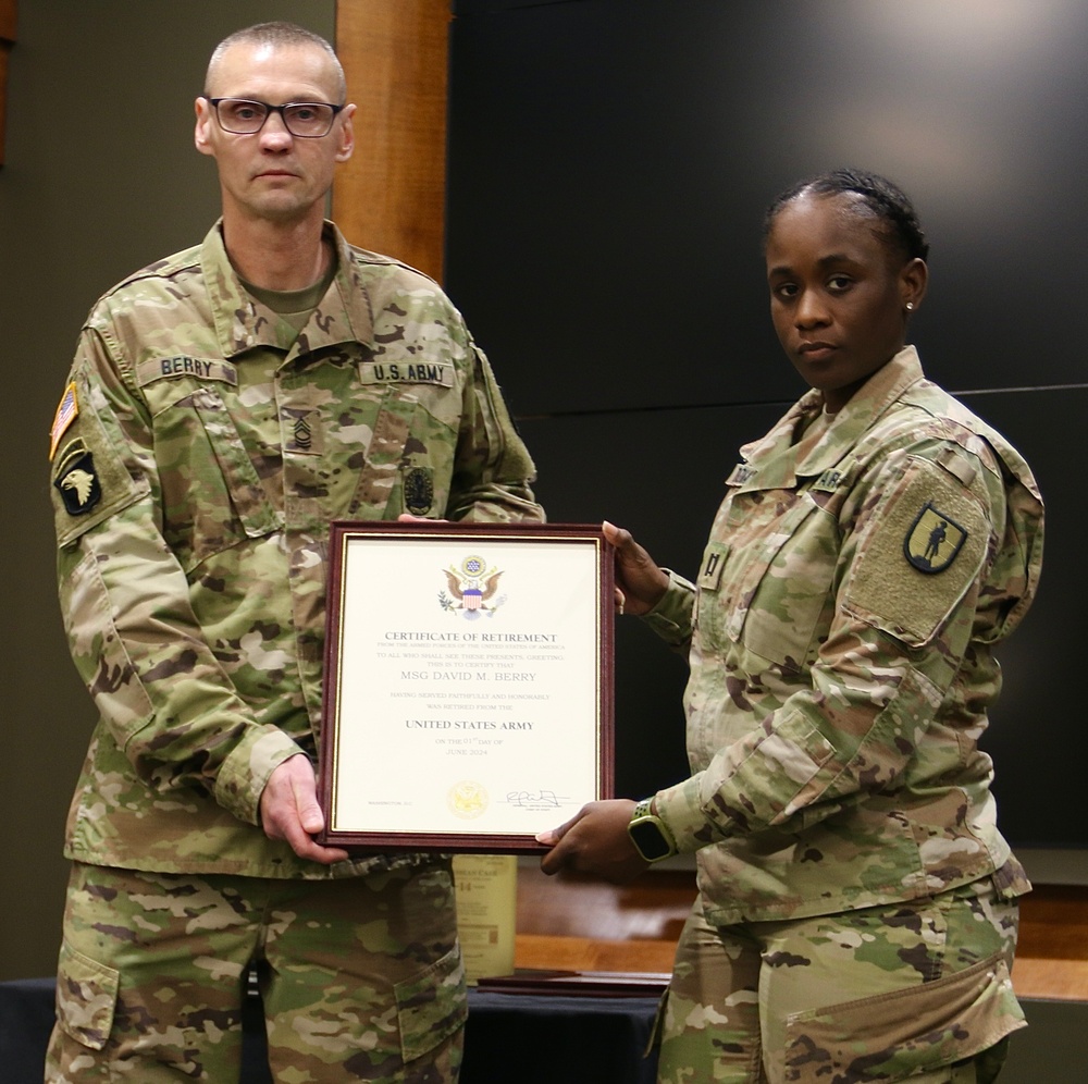 Master Sgt. David Berry, Who Taught Lessons Learned From Iraq and Afghanistan, Retires With 20 Years of Service