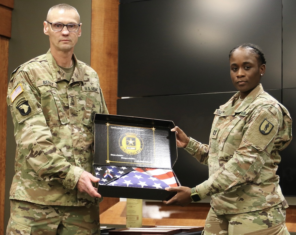 Master Sgt. David Berry, Who Taught Lessons Learned From Iraq and Afghanistan, Retires With 20 Years of Service