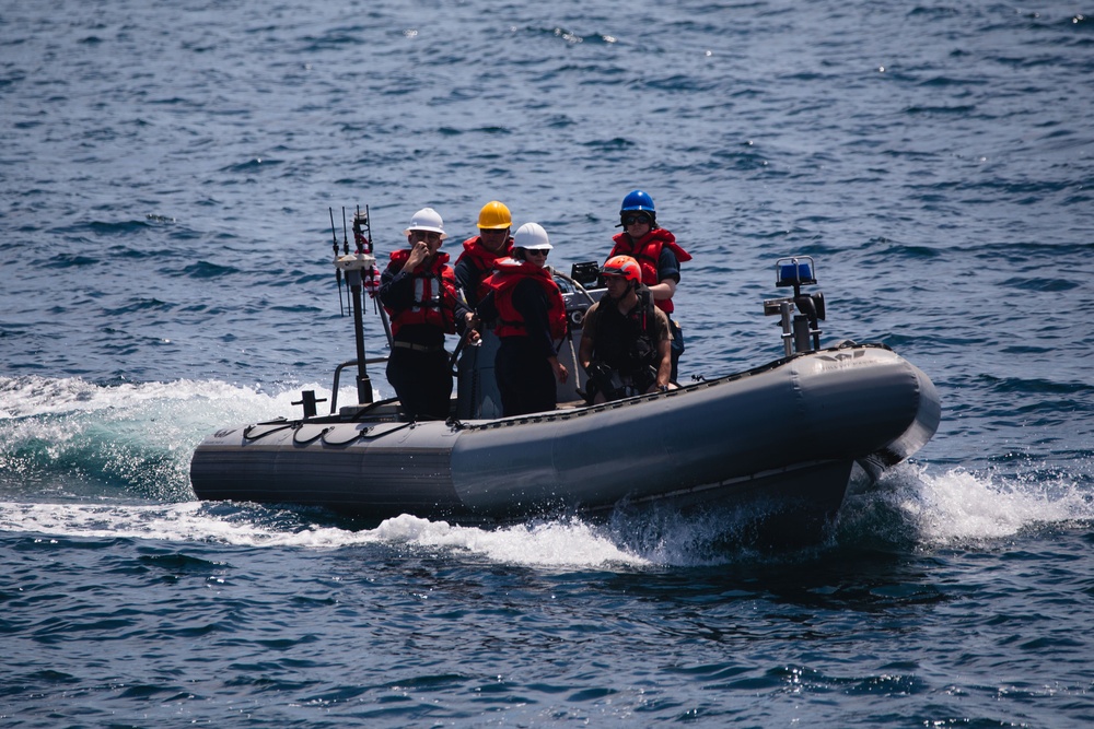 USS John S. McCain Conducts VBSS Operations