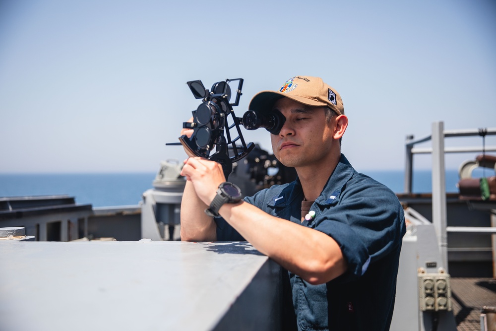 USS John S. McCain Conducts VBSS Operations