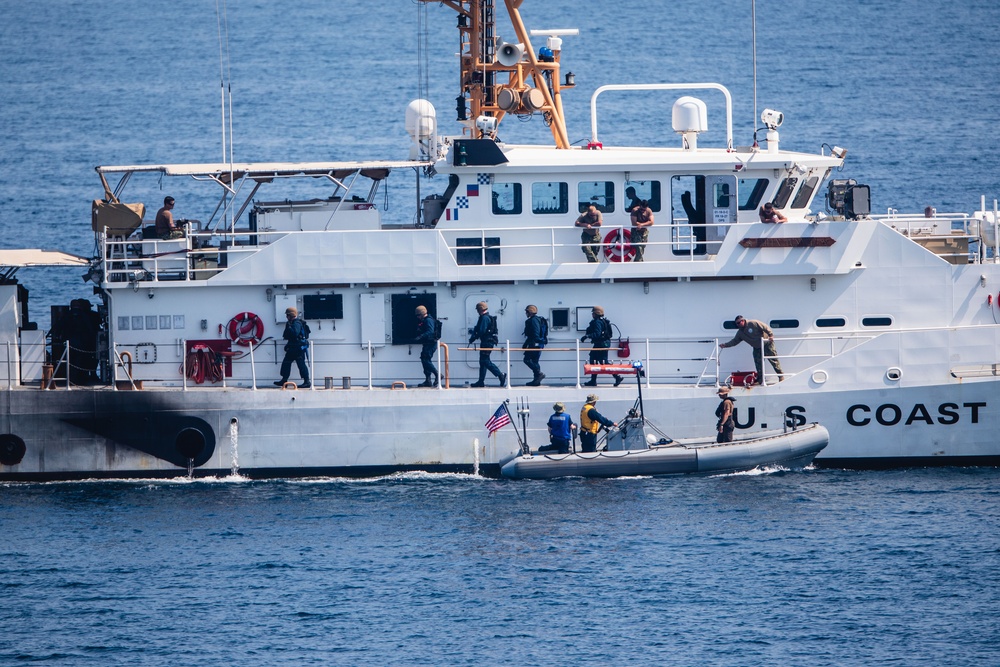 USS John S. McCain Conducts VBSS Operations