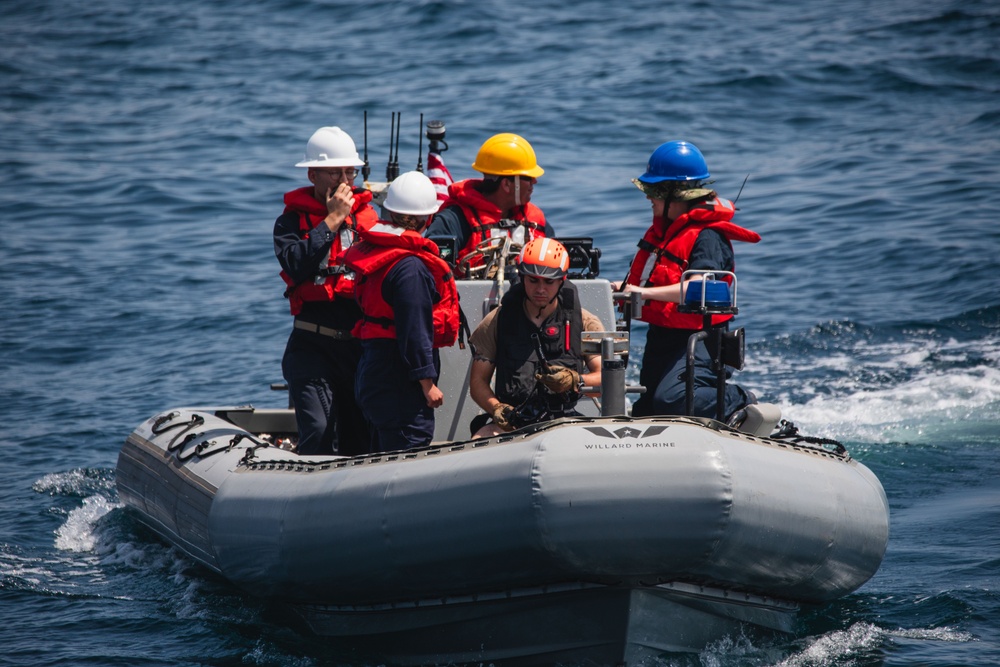 USS John S. McCain Conducts VBSS Operations