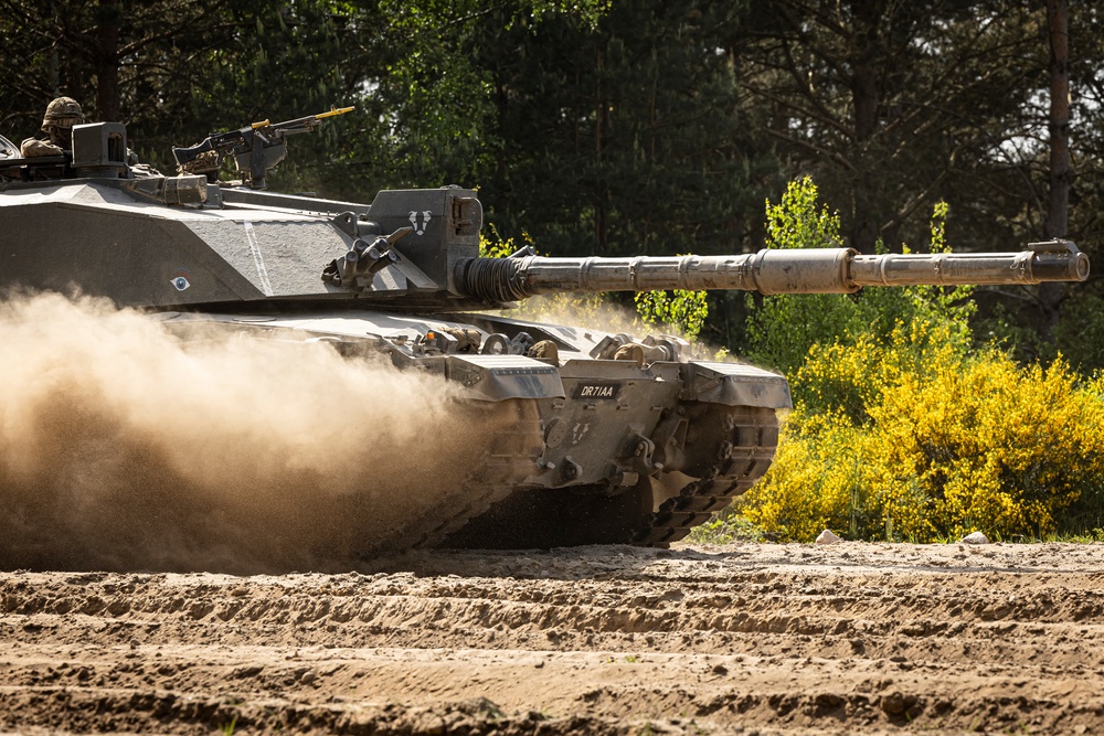 29ID positions Royal Army tanks and fighting vehicles with 12th ABCT