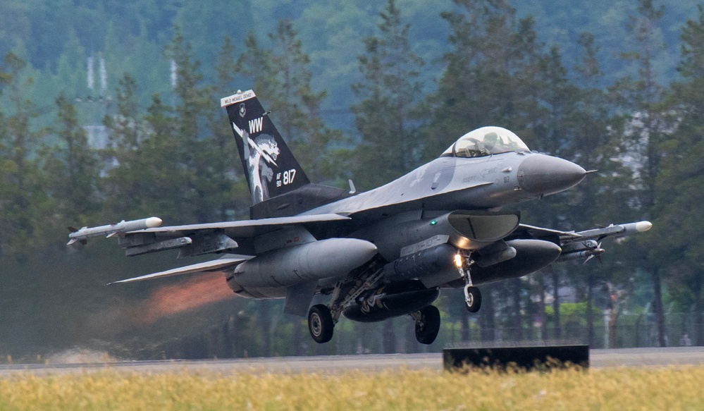 The PACAF F-16 Demo Team participates in Japanese-American Friendship Festival 24