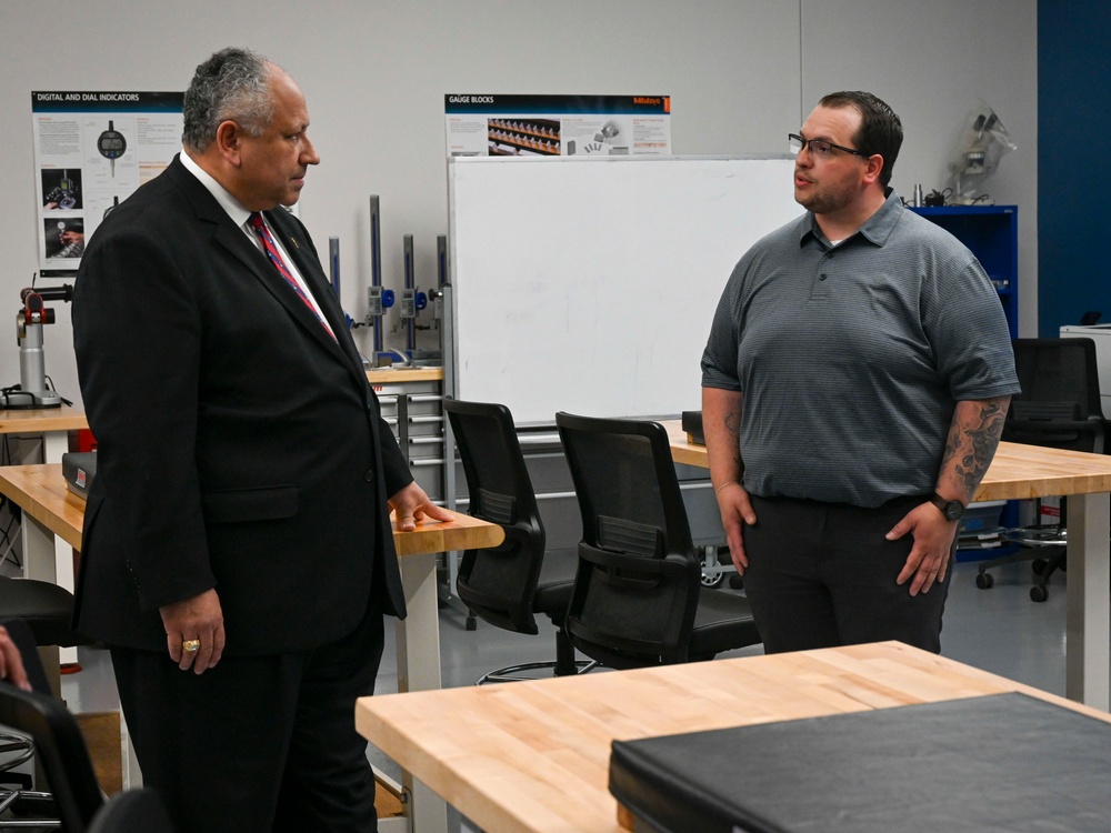 SECNAV Del Toro Visits Center of Excellence for Manufacturing and the Trades