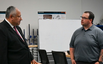 SECNAV Del Toro Visits Center of Excellence for Manufacturing and the Trades