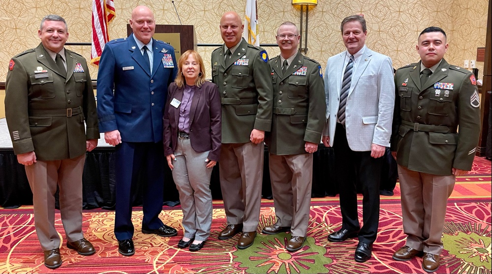 Illinois ESGR Awards Banquet Honors Employers Who Support Their National Guard and Reserve Employees