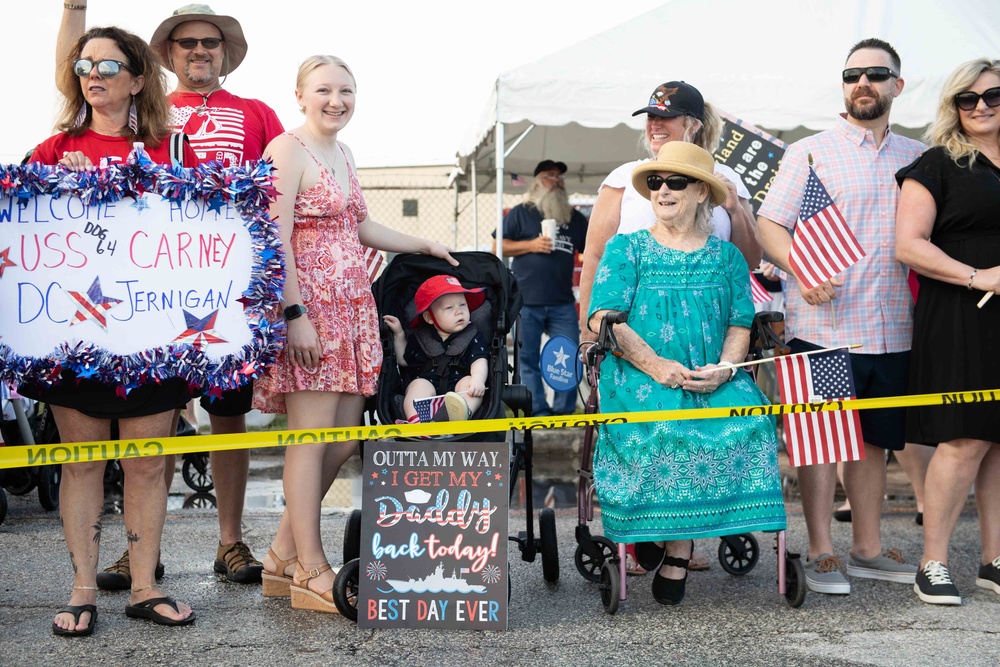 USS Carney Homecoming