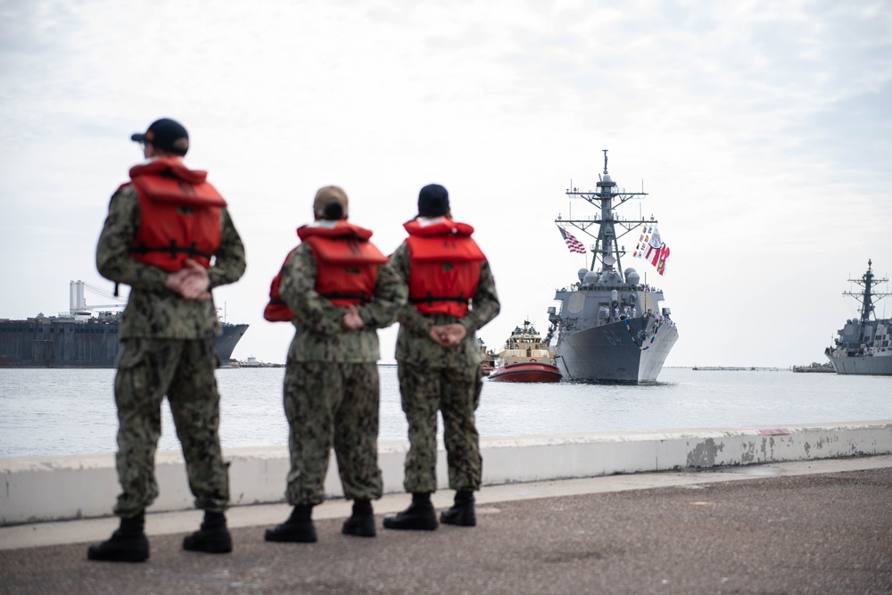 USS Carney Homecoming