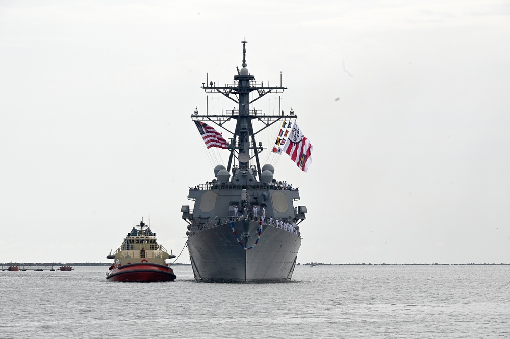 USS Carney Homecoming