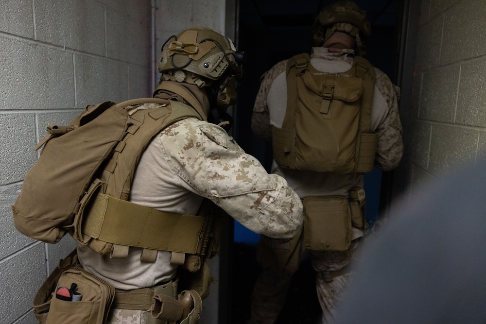 MCSFR Advance Urban Tactics course: Force on Force