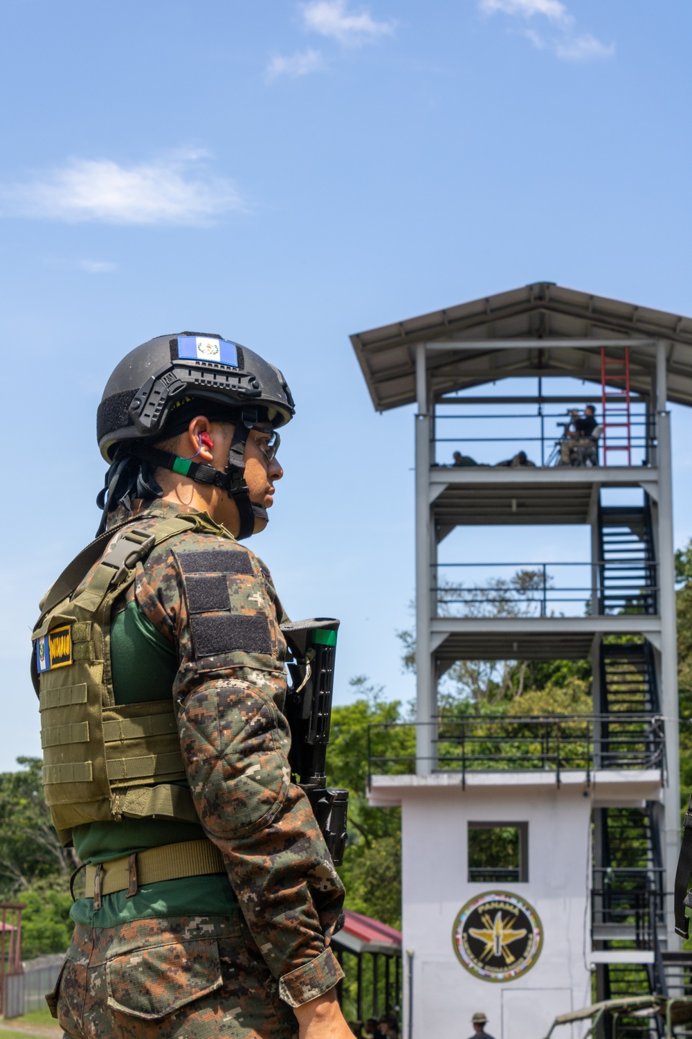 Fuerzas Comando 24 Combined Range III