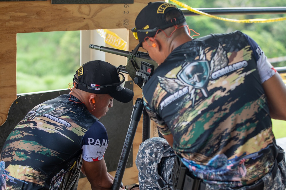 DVIDS - Images - Fuerzas Comando 24 Sniper Match IV [Image 5 of 5]