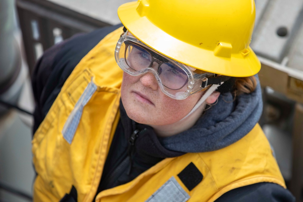 USS Ralph Johnson Conducts Replenishment at Sea