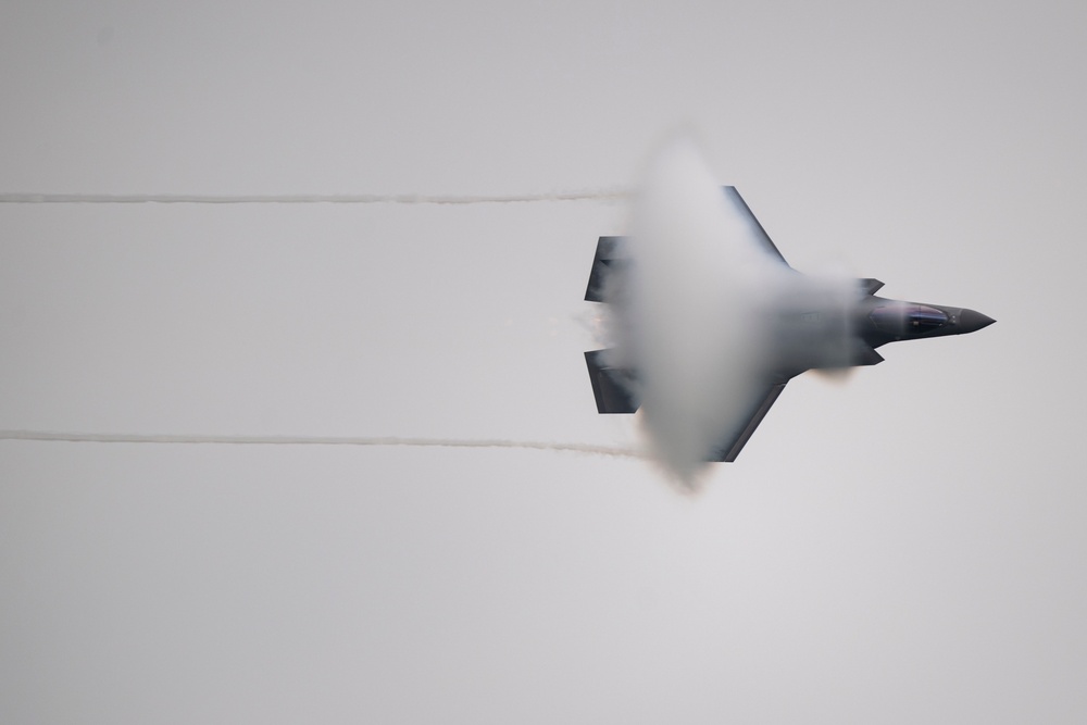 F-35A Demo Team at Dover AFB