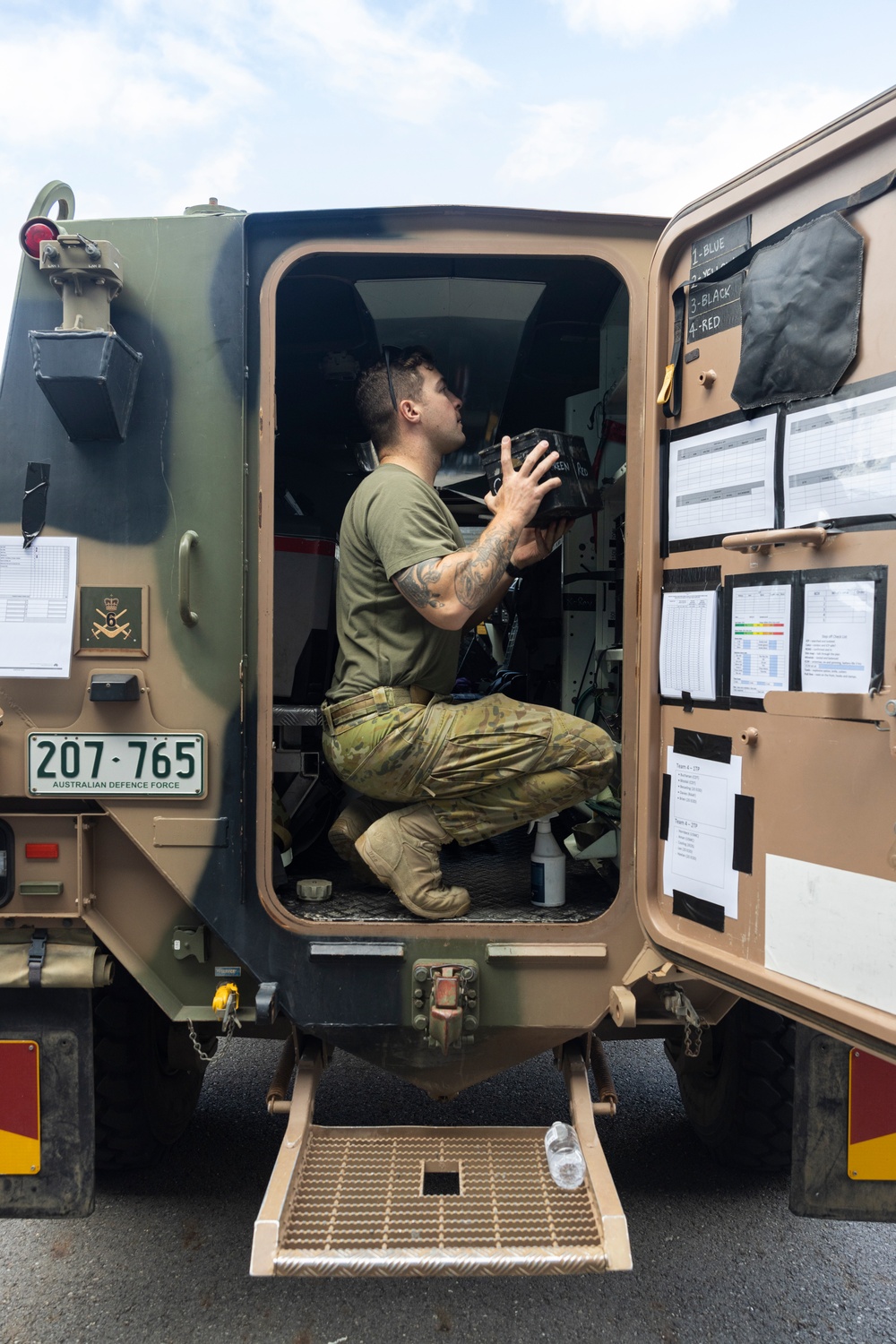 MRF-D 24.3: U.S, Australia EOD technicians prepare equipment for exercise Wallaby Walk 24