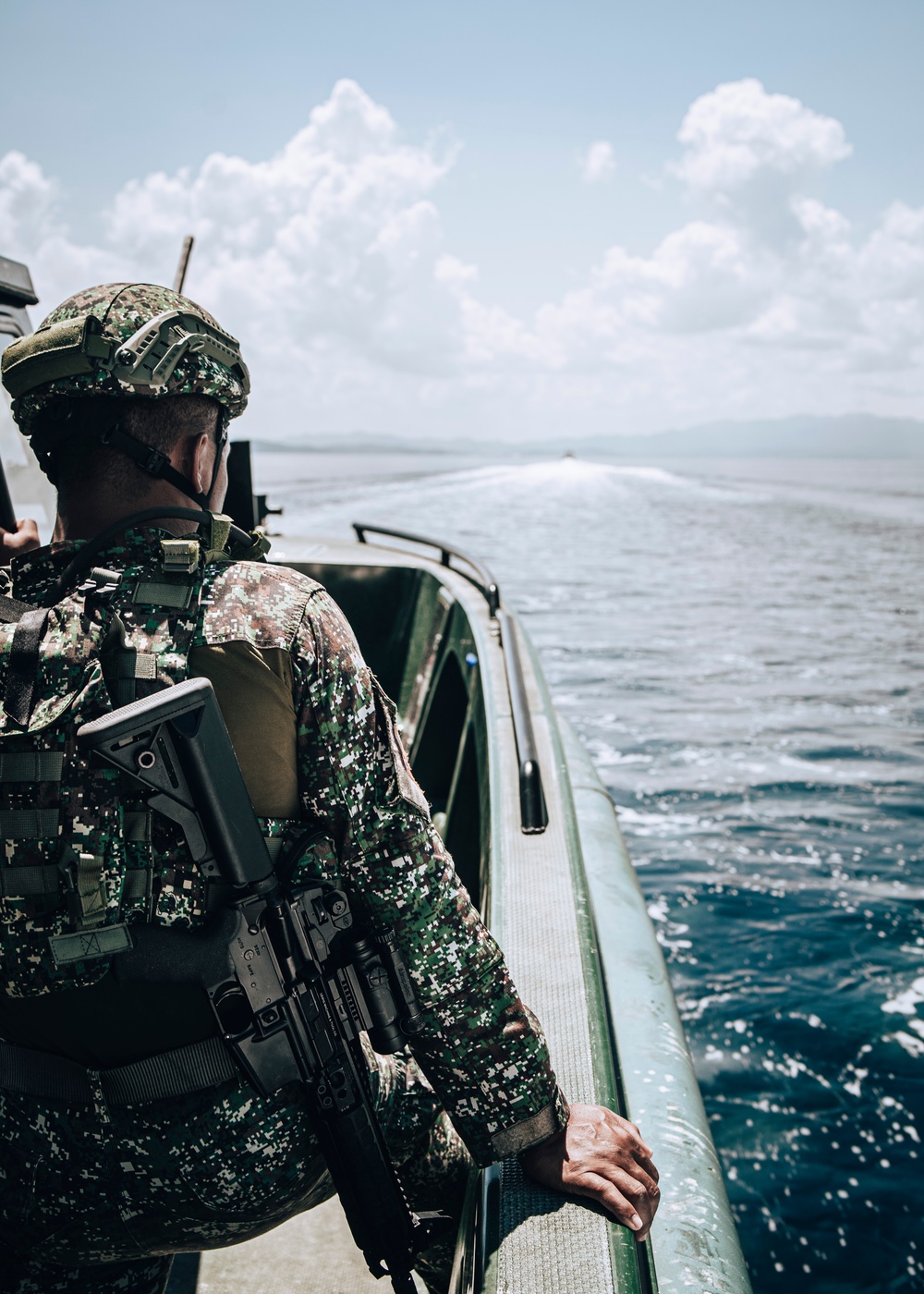 ACDC: US, Philippine Marines Conduct Combined Maritime Domain Awareness Exercise