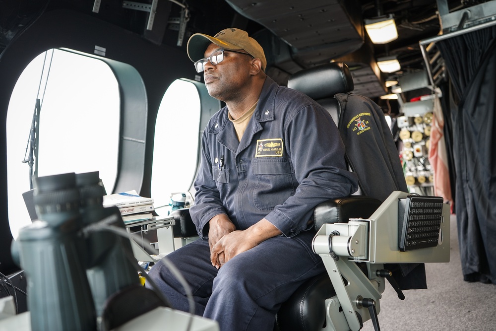 USS Gabrielle Giffords (LCS 10) gets underway