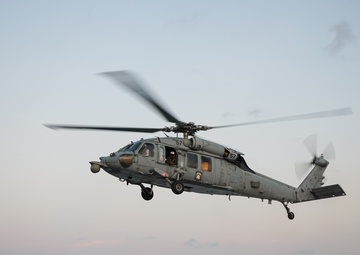 USS Gabrielle Giffords (LCS 10) conducts flight operations at sea