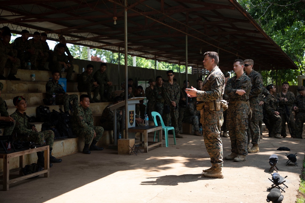 1/7, Philippine Armed Forces conduct unknown distance range