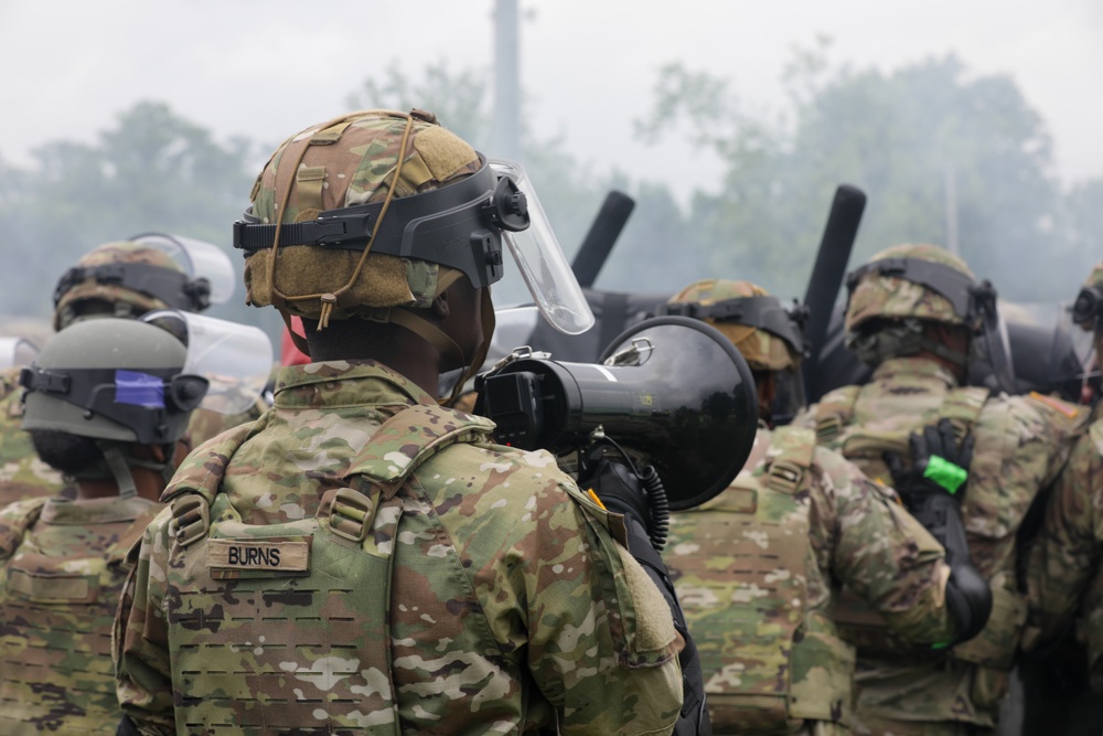 District of Columbia National Guard Trains with Joint Task force - National Capital Region