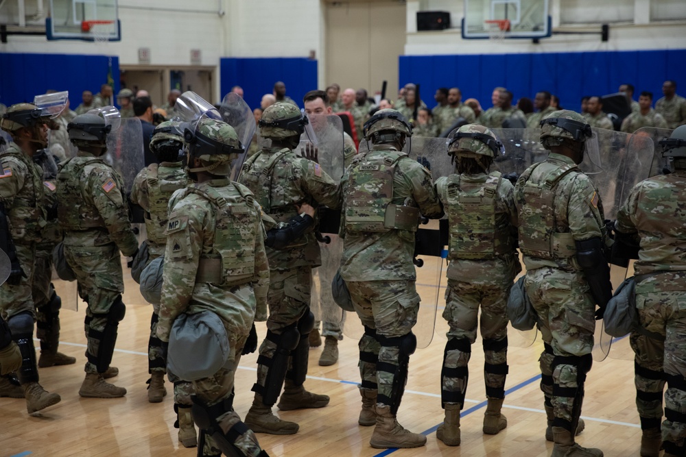 District of Columbia National Guard Trains with Joint Task force - National Capital Region