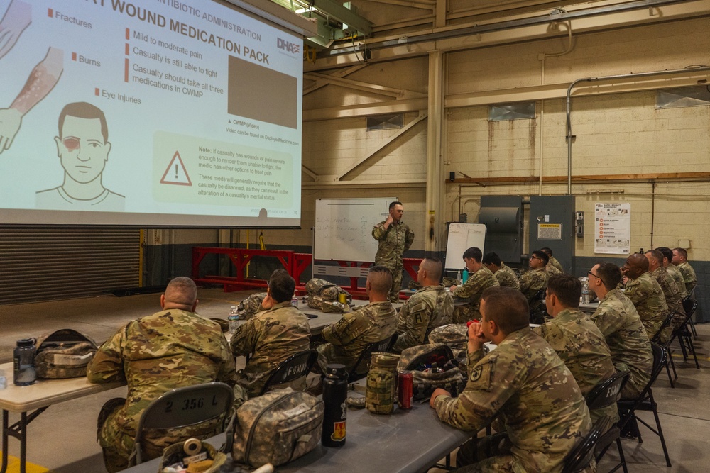 U.S. Soldiers conduct Combat Lifesaver course