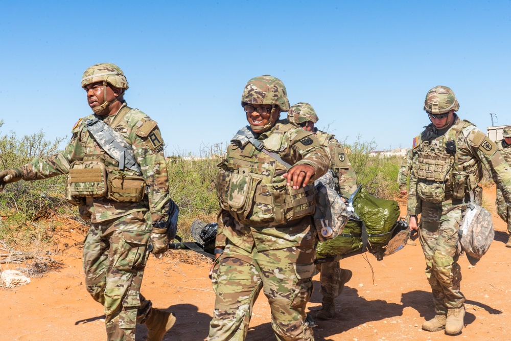 DVIDS - Images - U.S. Soldiers conduct Combat Lifesaver course [Image 8 ...