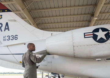 Last T-1 Pilot Instructor Training Flight at JBSA-Randolph