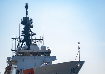 The U.S. Coast Guard Cutter James (WMSL 754) arrives in Rio de Janeiro, Brazil