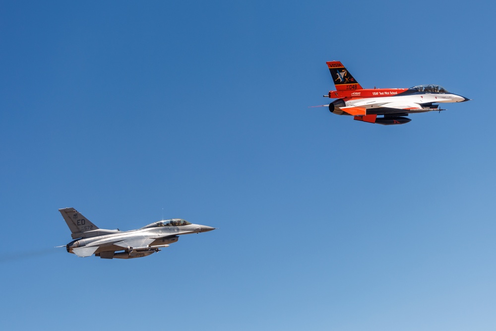 X-62A VISTA flies over Edwards AFB