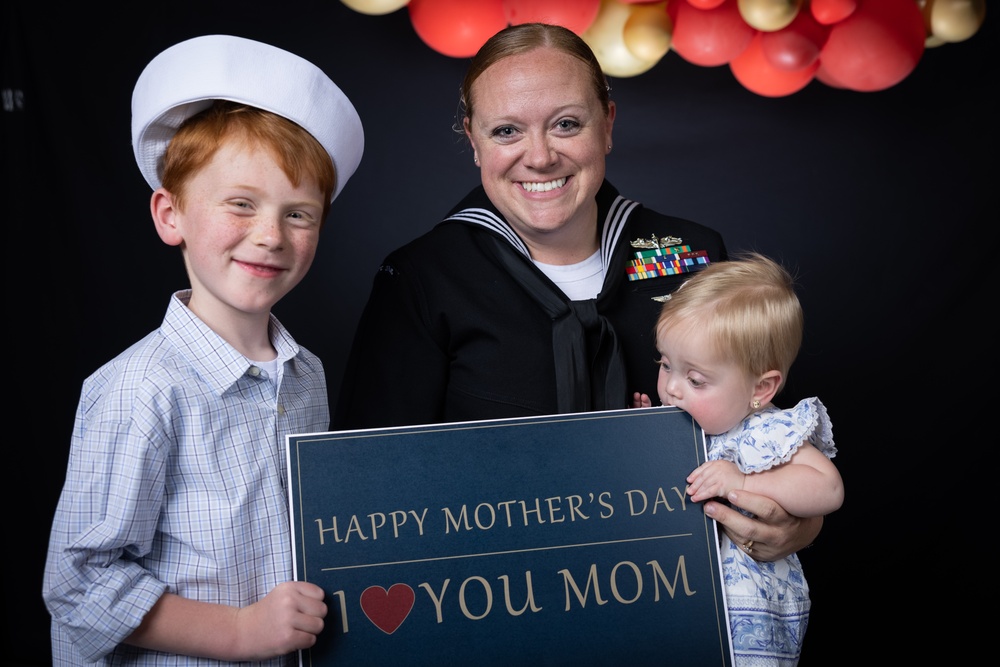 Active-duty mothers celebrate Mother’s Day at The Combat Center