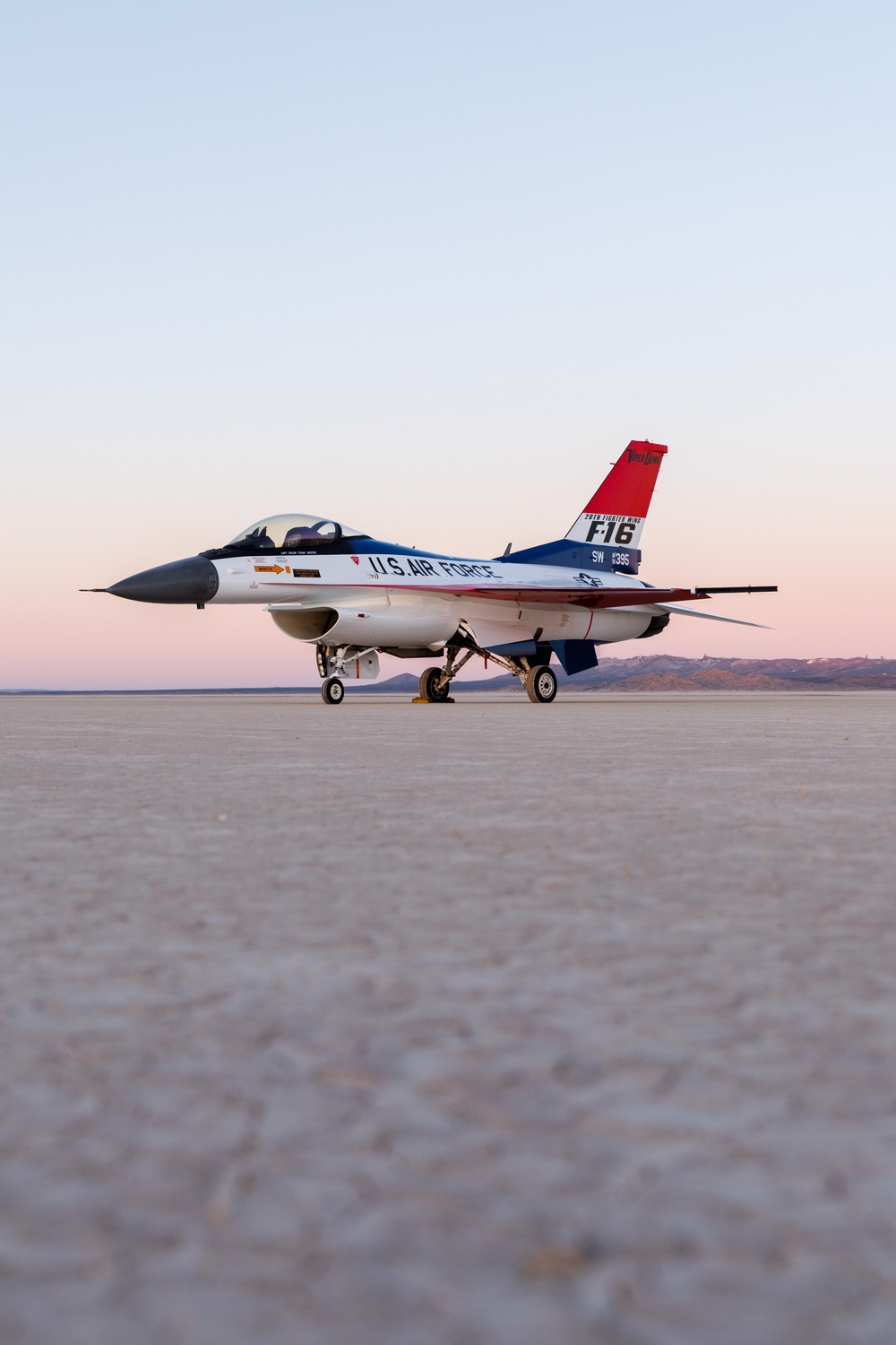 412th Test Wing recreates iconic livery for F-16 Viper Demo Team