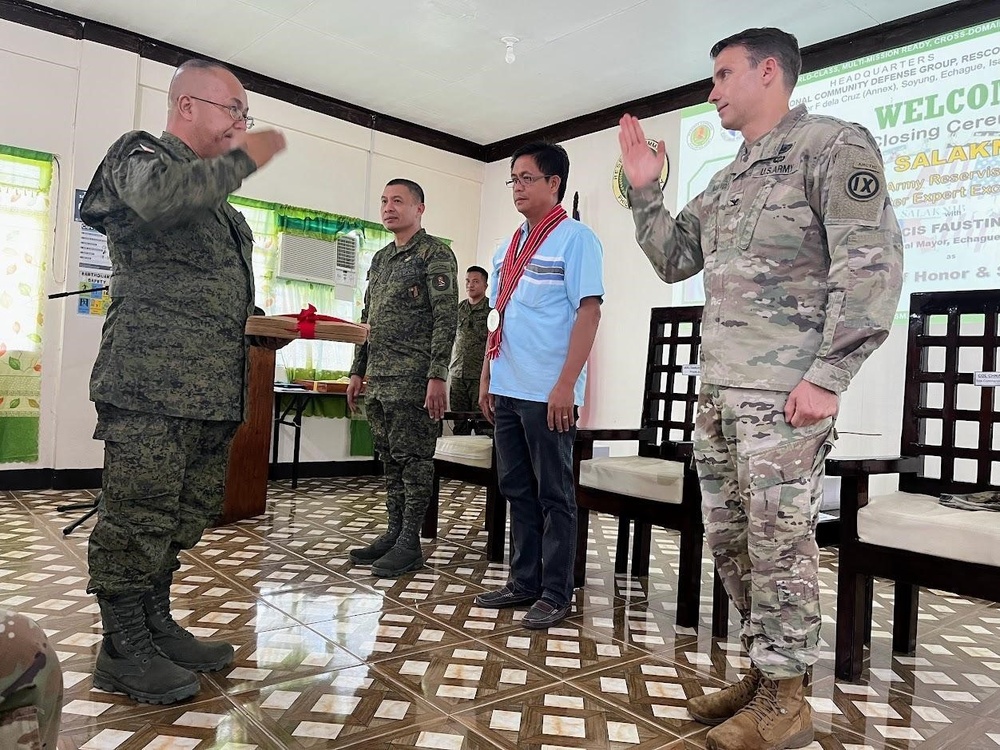 U.S. Army Reserve Soldiers Attend Philippine Army Promotion Ceremony