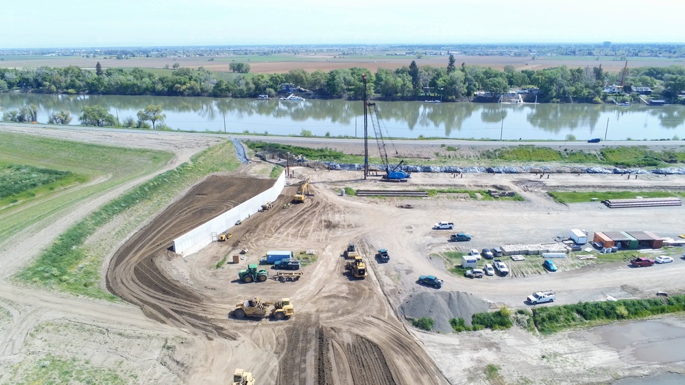 Sacramento Weir Widening Project