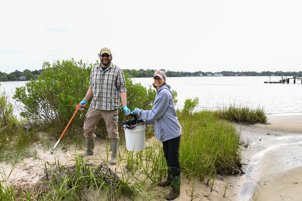 NAVFAC Atlantic Champions Chesapeake Bay Preservation at Lafayette River Annex Cleanup