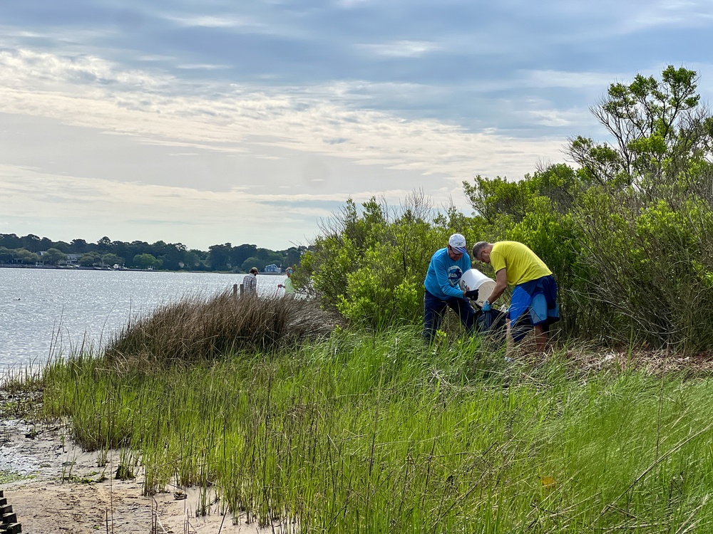 NAVFAC Atlantic Champions Chesapeake Bay Preservation at Lafayette River Annex Cleanup