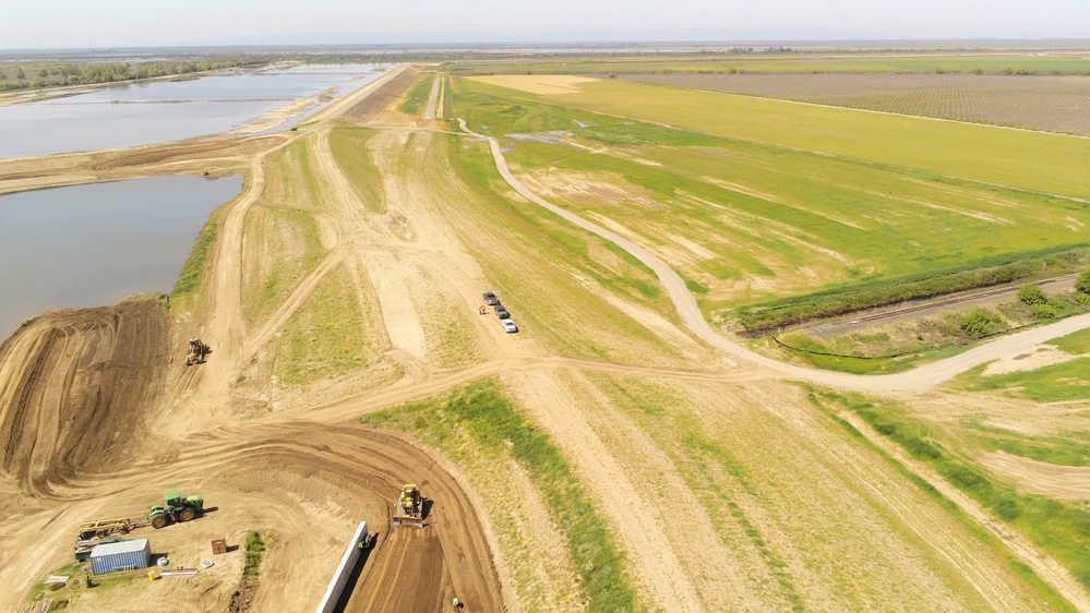 Sacramento Weir Widening Project