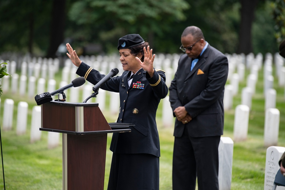 A Remembrance Service is Held for Silver Star Recipient U.S. Army Spc. 5 Calvin Bouknight in Section 38