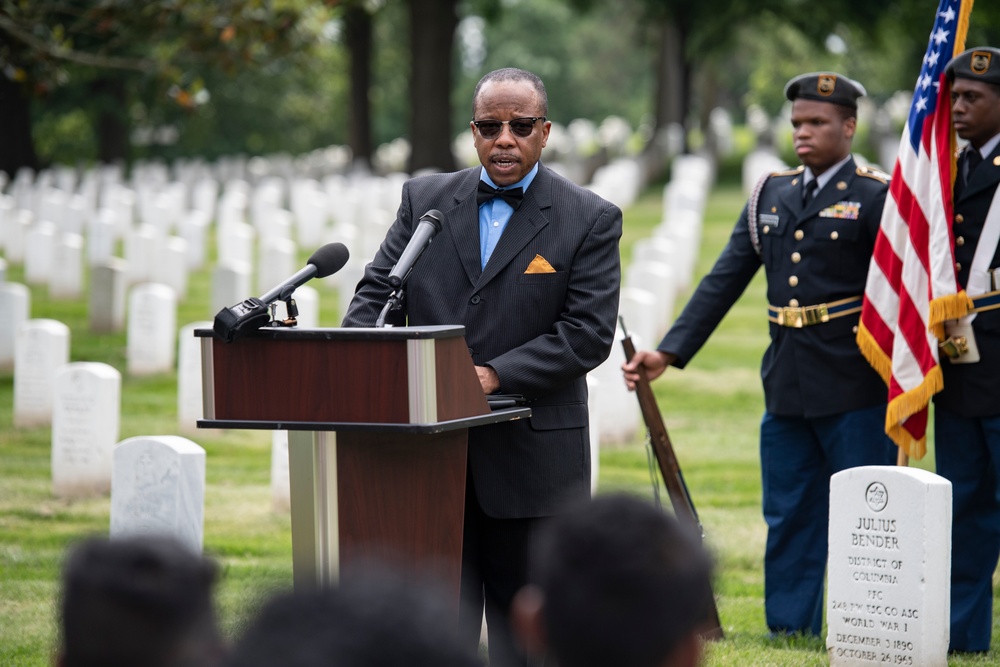 A Remembrance Service is Held for Silver Star Recipient U.S. Army Spc. 5 Calvin Bouknight in Section 38