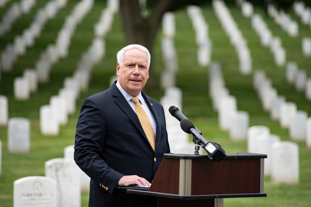 A Remembrance Service is Held for Silver Star Recipient U.S. Army Spc. 5 Calvin Bouknight in Section 38